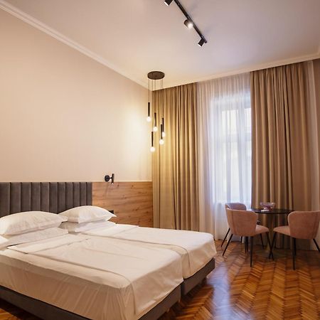 Bloom Downtown Suites Cluj-Napoca Exterior foto